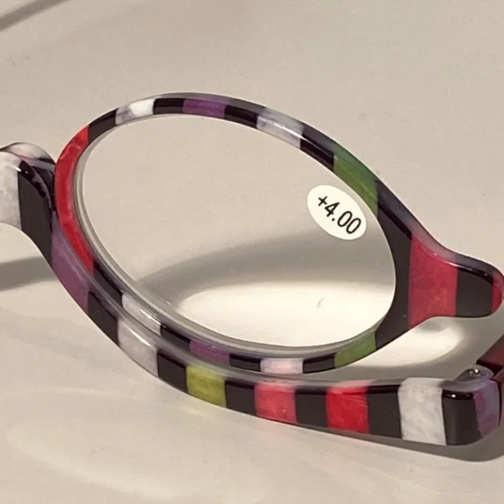1014 Makeup Cosmetic 4.00 Flip Magnifying Glasses For Precision Application N…